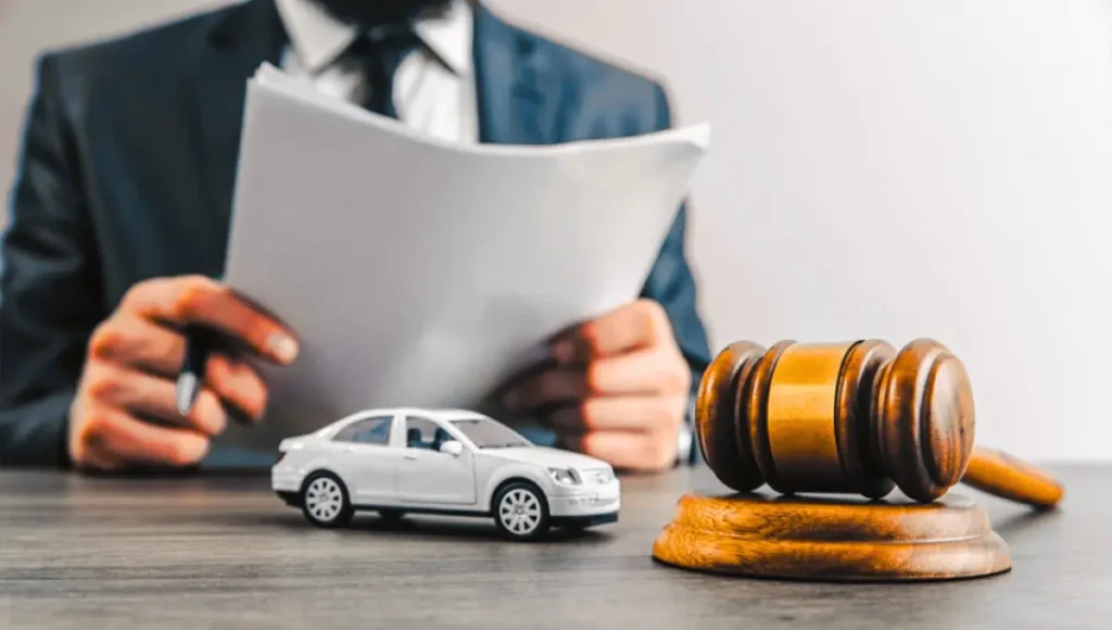 Auto Accident Lawyer Free Consultation